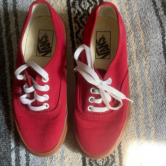 Vans - Picture 4 of 6